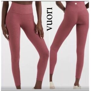 Vuori Leggings - Size Medium